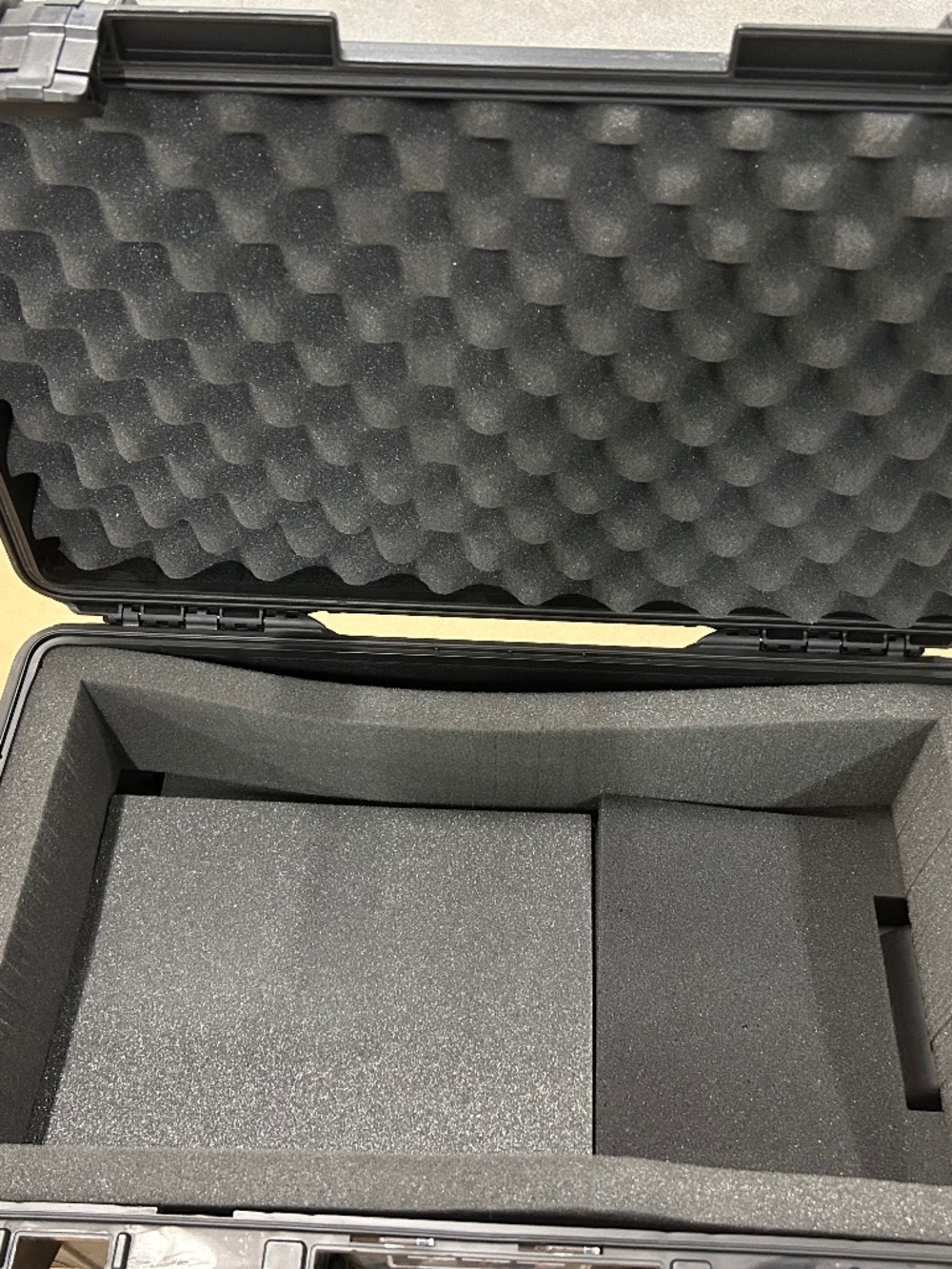 Black pelican case 1535 black water tight perfect for camera or computers
